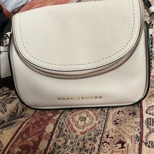 Marc jacobs cream crossbody